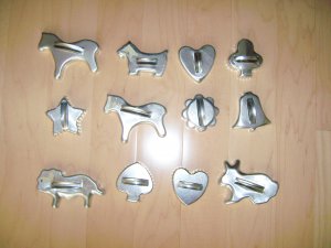 Set Of Twelve Cookie Cutters  BNK1351