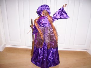 Standing Adjustable Witch  BNK1518