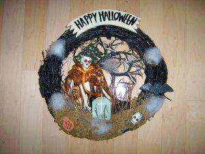 Happy Halloween Wreath  BNK1535