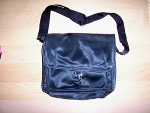 Black Simulated Leather PVC Messanger Bag/Purse Shoulder Type BNK1878