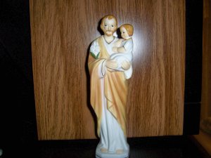 St Joesph & Baby Jesus Statue  BNK1890