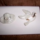Lenox Fine Ivory W 24K Gold Trim Hat & Dove Pins BNK1966