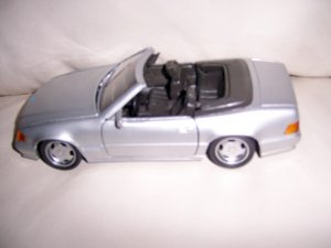 Mercedes Benz 500 SL Convertable  BNK1996