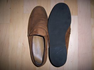 Hush Puppies Loafers Tan  Size 13EEE  BNK2168