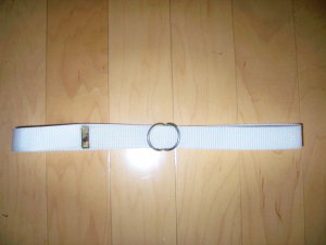 Ladies/Misses White Cloth Type Size 28-30 Belt  BNK2173