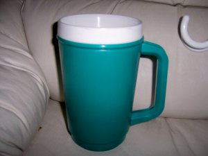 Thermo Cup Holds 4 Cups Green/White BNK2200