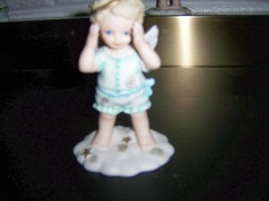 Angel Playing Peek A Boo BNK2232