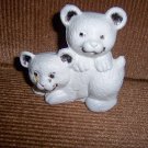 Two Bear Baking Soda Holder For Fridg  BNK2333