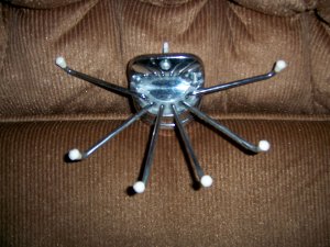 Wall Hanger For Six HAts,Belts,Etc.  BNK2357