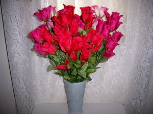 Red/Pink Roses Together In White 7" Glass Vase BNK2420