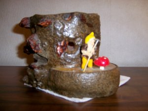Decorative Tree Stump & Knoll Candle  BNK2441