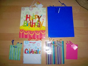 Set Of Six Gift Bags/Tags   BNK2483