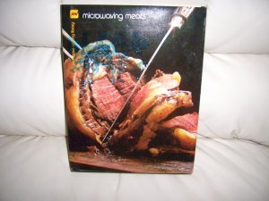 Microwaving Meats  Hardcover Jacketted Book  BNK2504