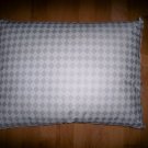 Regular Sized Polyester Foam Pillow  BNK2549