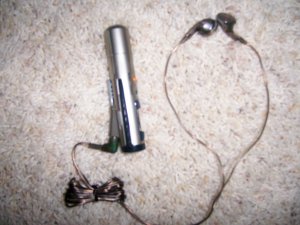 Pen Size Pocket Radio Light And Time  BNK2575