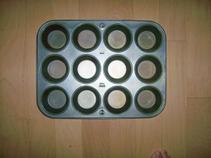 Twelve Cupcake Pan  BNK2630