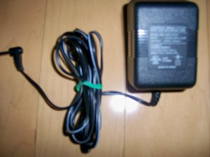 Adapter Sharper Image Design  BNK2768