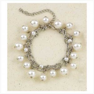 Pearl Cascade Bracelet