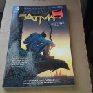 NEW UNREAD GLOSSY Batman Volume 5: Zero Year - Dark City DC Comics Trade Paperback NEW UNREAD GLOSSY Batman Volume 5: Zero Year - Dark City DC Comics Trade Paperback