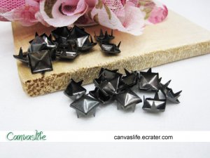 100Pcs 8mm Gunmetal Pyramid Rivet STUDS