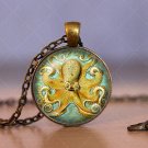 Photo Cabochon Cabochon Glass Vintage Bronze Chain Pendant Necklace