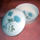 Wedgwood England bone china fluted lidded dish Ice Rose hc1121