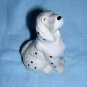 Sniffing spotted spaniel dog ceramic figurine cold painted vintage hc1222