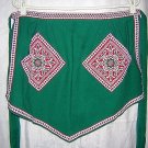 Hostess apron Tyrolean woven trim and pockets green vintage hc1333