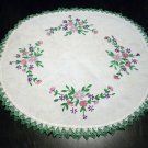 Embroidered linen table mat bobbin lace edge floral sprays vintage hc1498