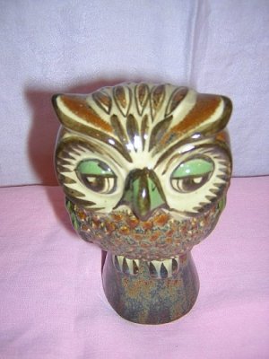 Villanueva Mexico signed ceramic owl A wise gift for a graduate hc1600