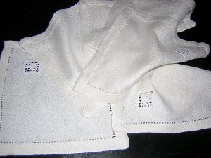 6 Tea or cocktail napkins threadwork and embroidery vintage hc1739