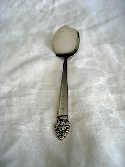 King Cedric large solid jelly server 1933 Community Oneida silverplate ...