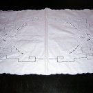 Madeira embroidery threadwork table dresser mat vintage hc1807