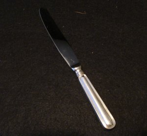 Birks Regency Plate Tudor pattern luncheon knife excellent silverplate hc2145