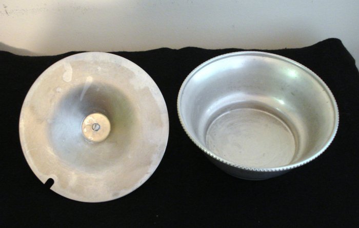 Buenilum Aluminum Covered Dish For Condiments Or Sauces Eames Era Vintage Hc2257