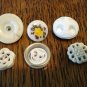 6 Plastic buttons mixed collectors lot sewing crafts vintage hc2453