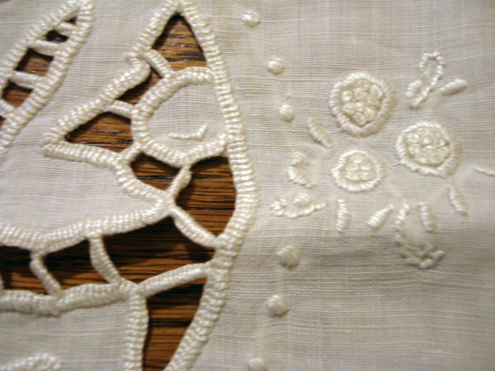 Antique linen table mat tray liner openwork embroidery crochet edge ecru hc2501