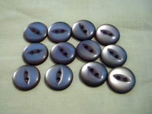 12 Lucite plastic shirt buttons sew through lilac vintage for sewing crafts jewelry hc2556