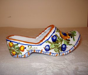 Deruta Italy handpainted ceramic clog or wooden shoe faience as new hc2559