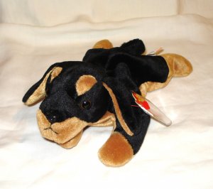 Doby the doberman dog 1996 Ty Beanie Baby toy retired mint hc2707