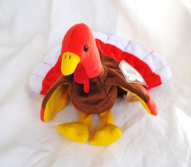 Gobbles the Thanksgiving Turkey Ty Beanie Baby toy retired mint hc2847