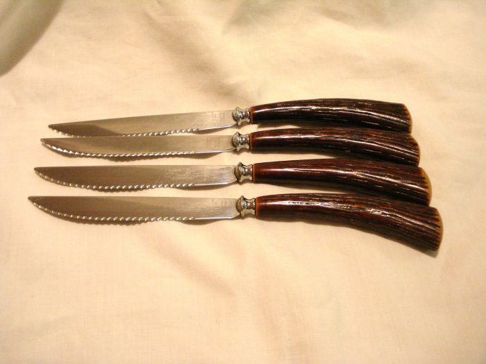 Marvo Live Edge Steakmates 4 steak knives stainless Bakelite faux stag