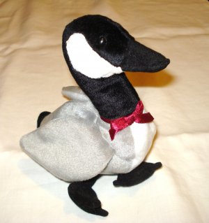 Loosy the Canada Goose 1998 Ty Beanie Baby toy retired mint hc2909