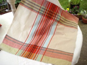 4 Large plaid dinner napkins all cotton unused with tags Danica  hc2958