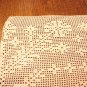 Christmas hand crocheted table mat filet stitch reindeer flowers white vintage hc3007