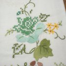 Pair cross stitched and appliqued guest towels floral cotton excellent vintage hc3276