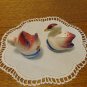 Swans a swimming salt pepper shakers ceramic pink white Mid century vintage Japan hc3378