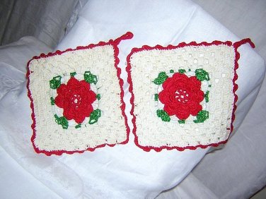 2 Hand crocheted potholders Irish style with red rose centers vintage hc1467