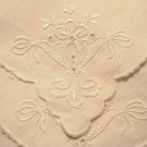 4 Victorian luncheon napkins white linen fine whitework Madeira embroidery hc3011