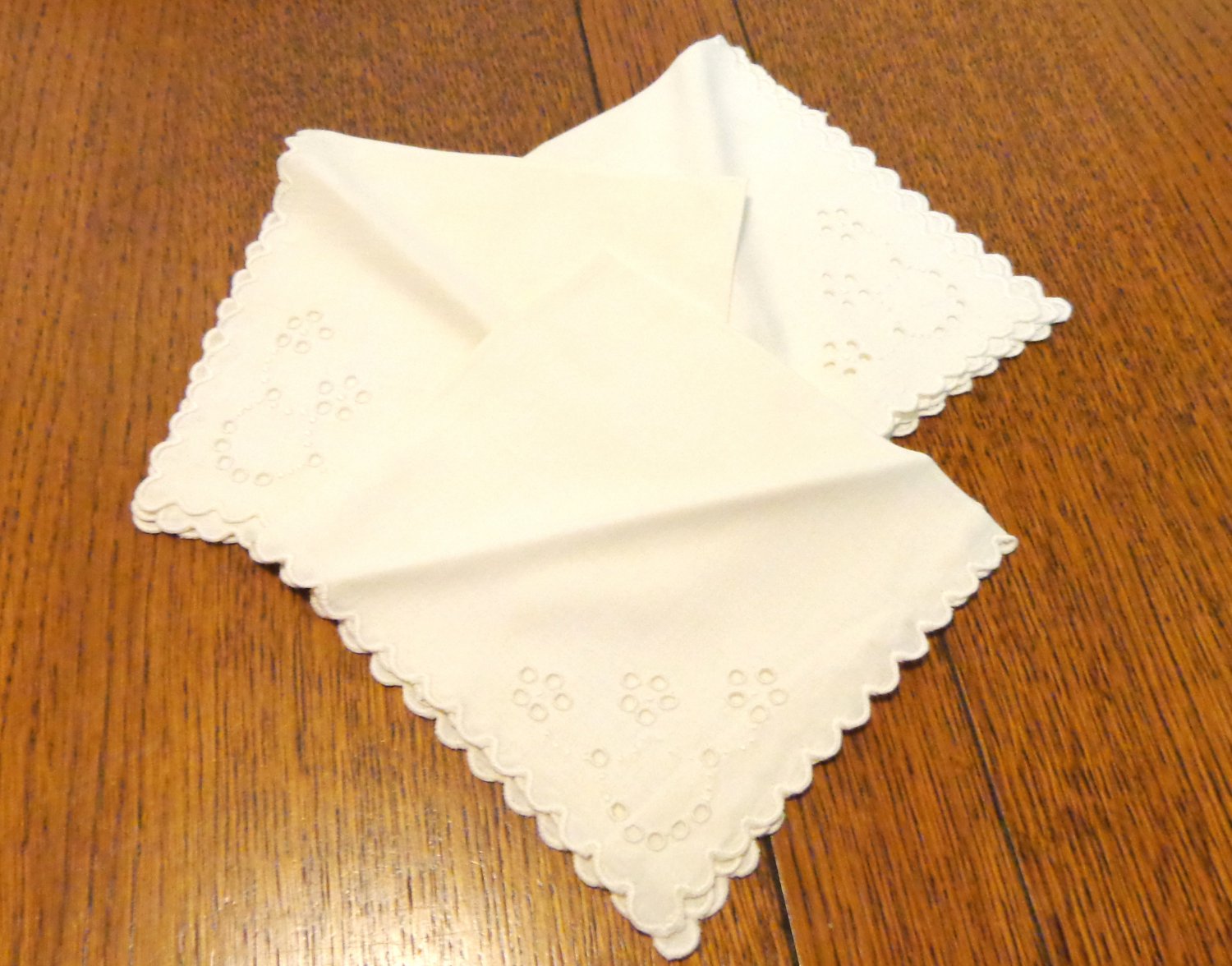 3 Antique white linen luncheon napkins whitework embroidery hc3405